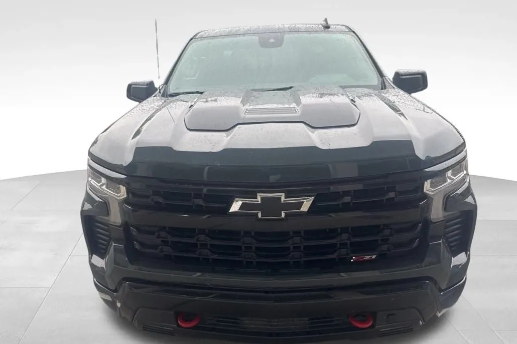 2025 Chevrolet Silverado 1500 LT Trail Boss photo 1