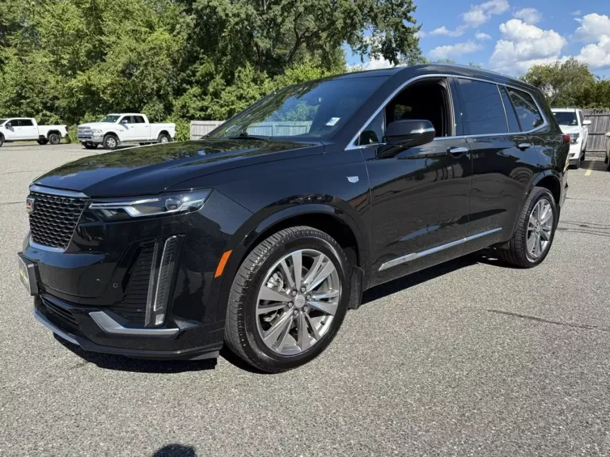 2021 Cadillac XT6 Premium Luxury photo 1