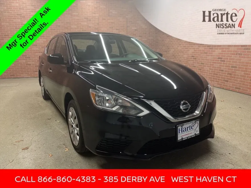 2017 Nissan Sentra S photo 1