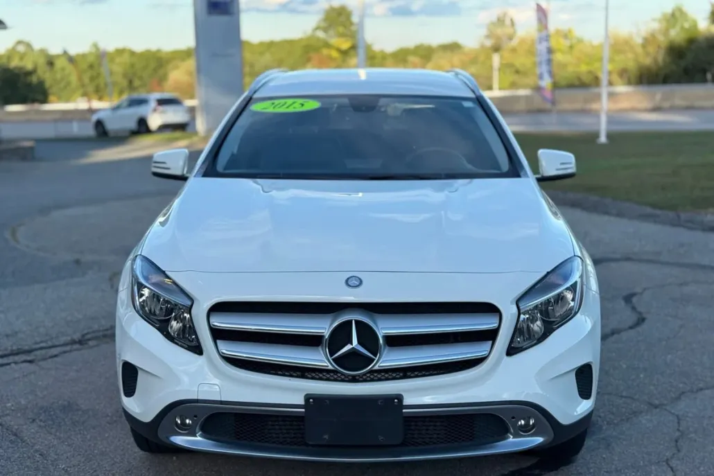 2015 Mercedes Benz GLA 250 4MATIC photo 1