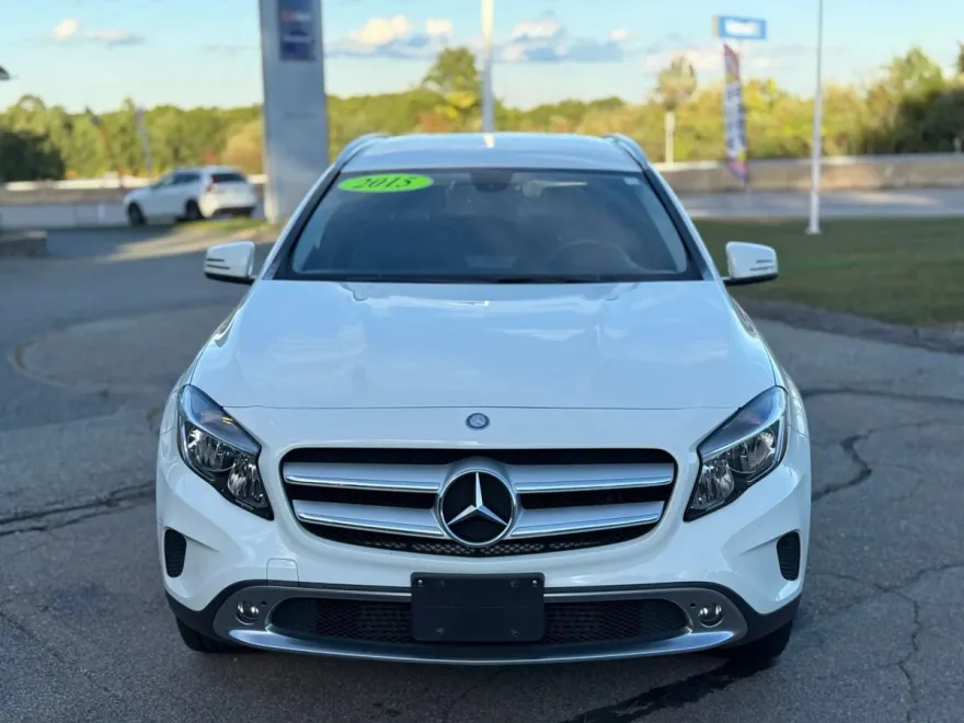 2015 Mercedes Benz GLA 250 4MATIC photo 1