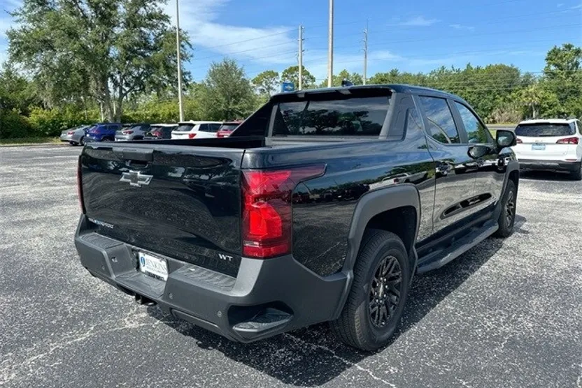 2024 Chevrolet Silverado EV Work Truck photo 1