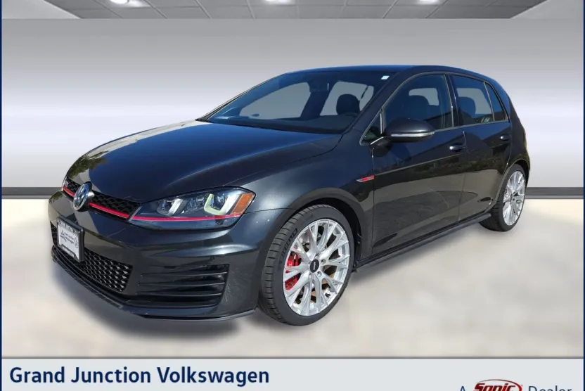 2016 Volkswagen Golf GTI Autobahn Performance photo 1
