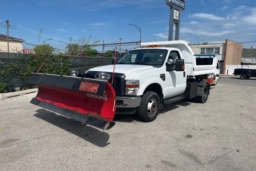 2009 Ford F-350 XL photo 1