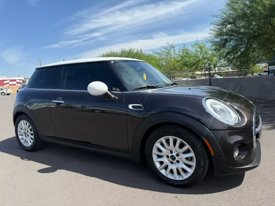2016 Mini Cooper 2 Door Hardtop photo 1