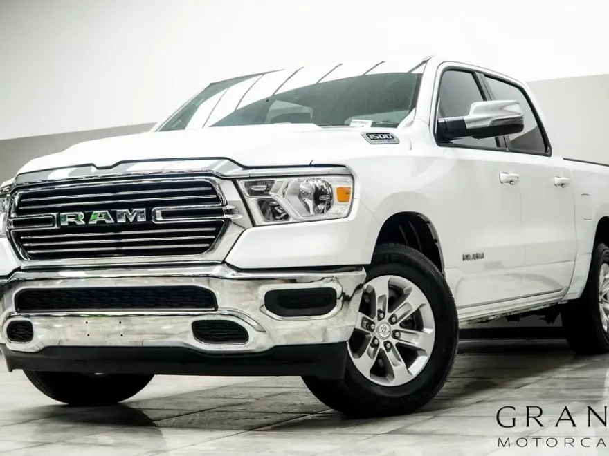 2024 Ram 1500 Laramie photo 1