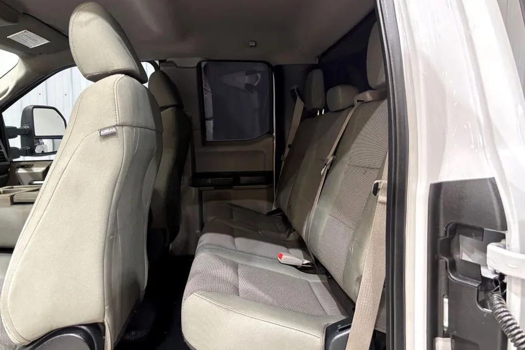 2017 Ford F-250 photo 1