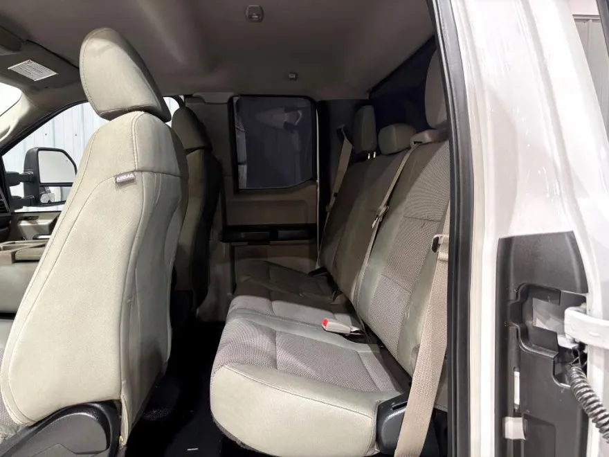 2017 Ford F-250 photo 1