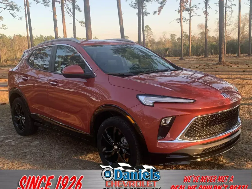 2024 Buick Encore GX Sport Touring photo 1