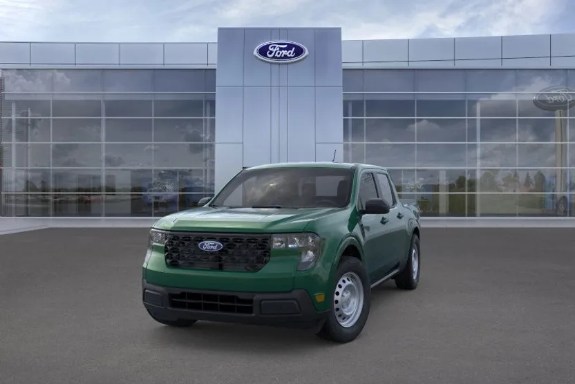 2025 Ford Maverick XL photo 1