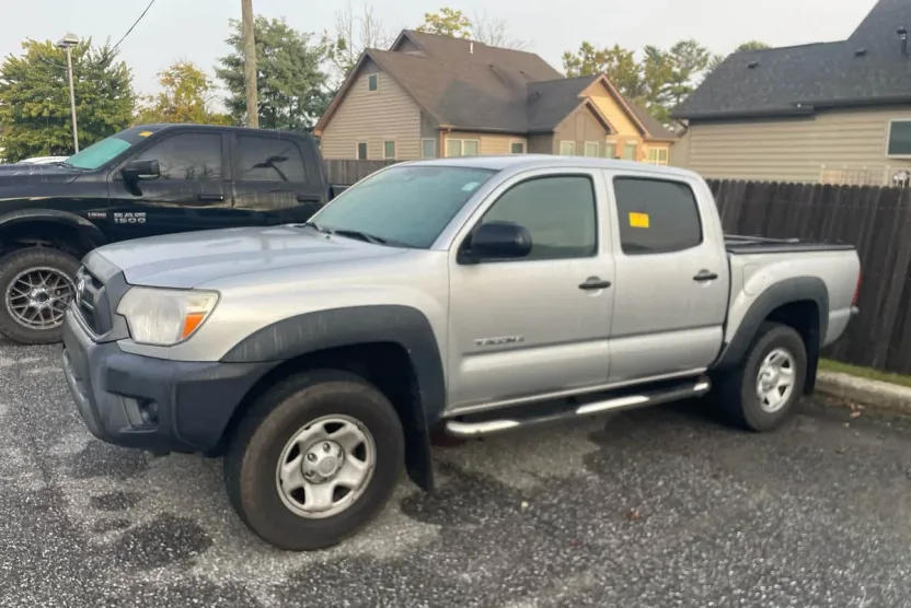 2012 Toyota Tacoma PreRunner Double Cab photo 1