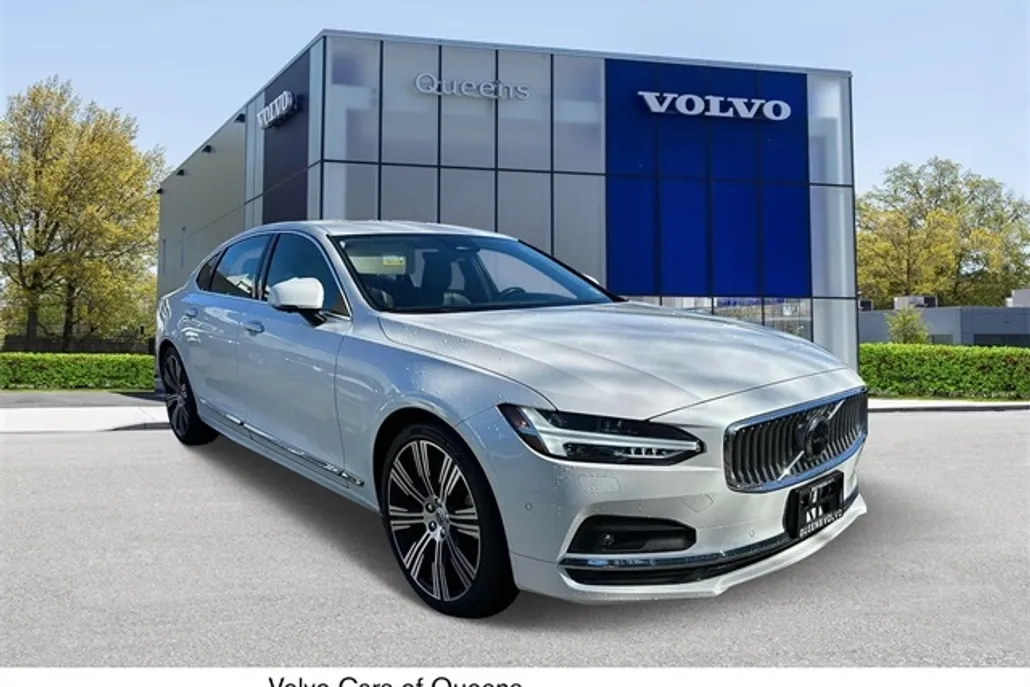 2022 Volvo S90 Inscription photo 1