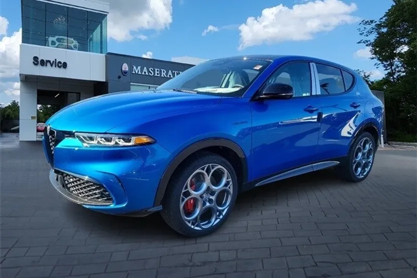 2024 Alfa Romeo Tonale Veloce photo 1