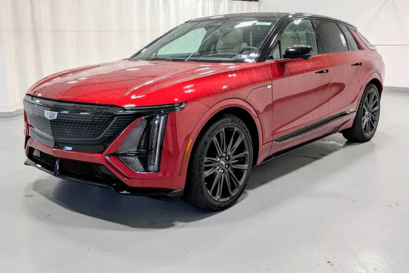 2026 Cadillac Lyriq photo 1