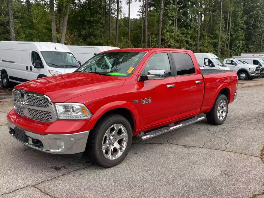 2016 Ram 1500 Laramie photo 1