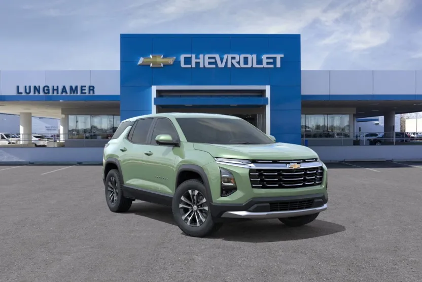 2026 Chevrolet Equinox LT photo 1