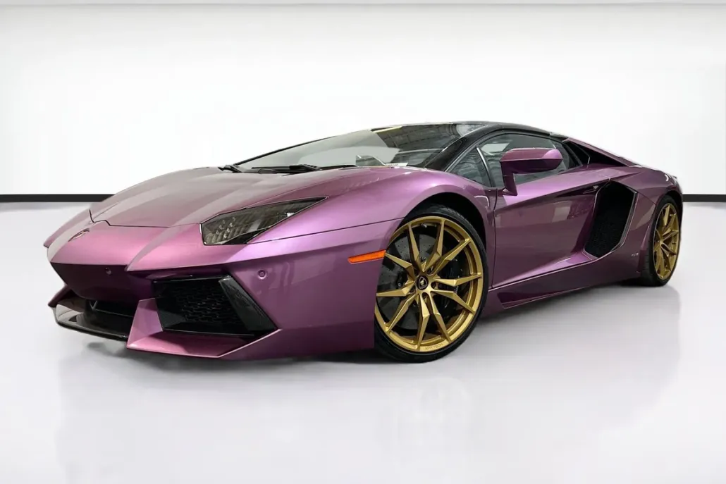 2016 Lamborghini Aventador Roadster photo 1