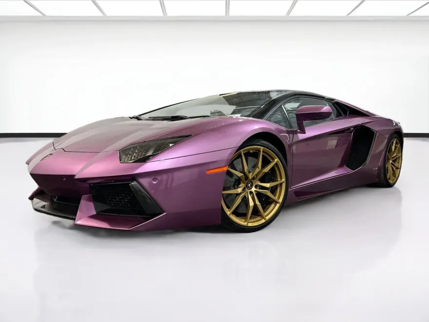 2016 Lamborghini Aventador Roadster photo 1