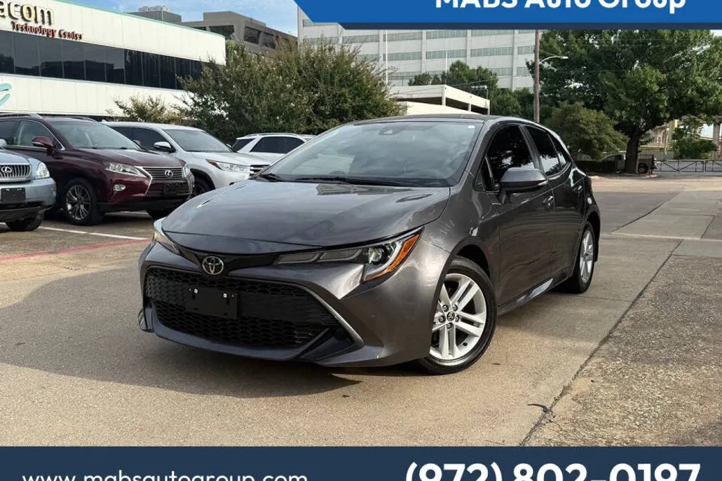 2022 Toyota Corolla SE photo 1