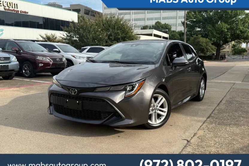 2022 Toyota Corolla SE photo 1