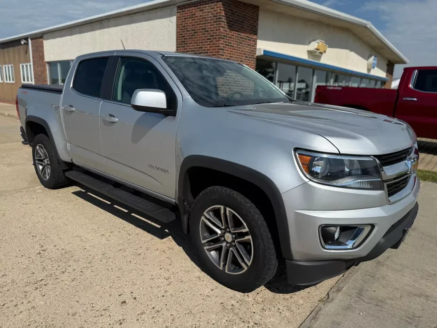 2019 Chevrolet Colorado LT photo 1