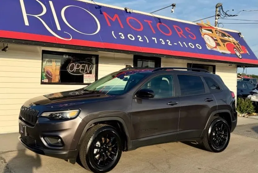 2023 Jeep Cherokee Altitude Lux Sport photo 1