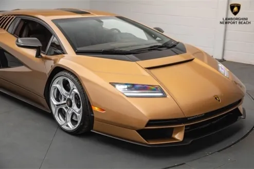 2022 Lamborghini Countach photo 2
