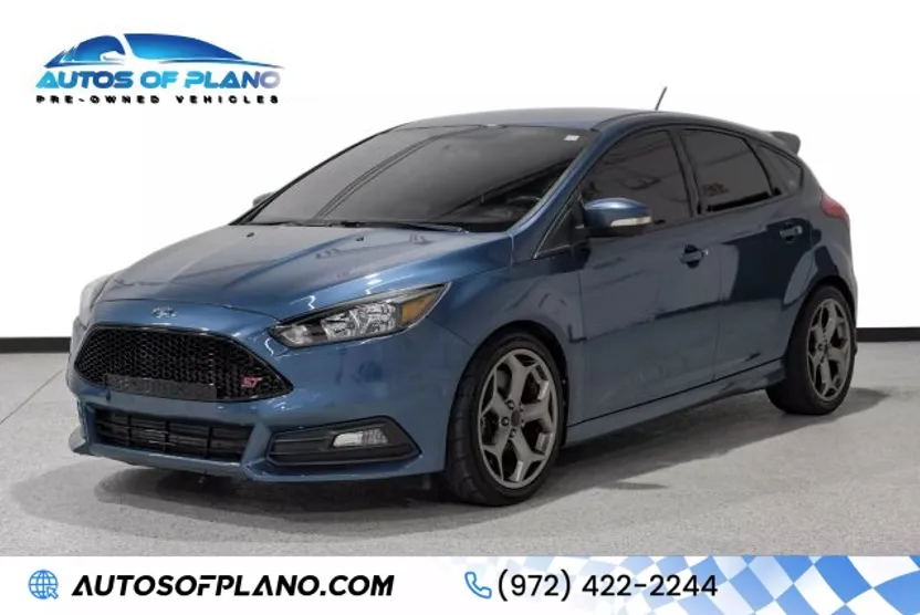 2018 Ford Focus ST photo 1