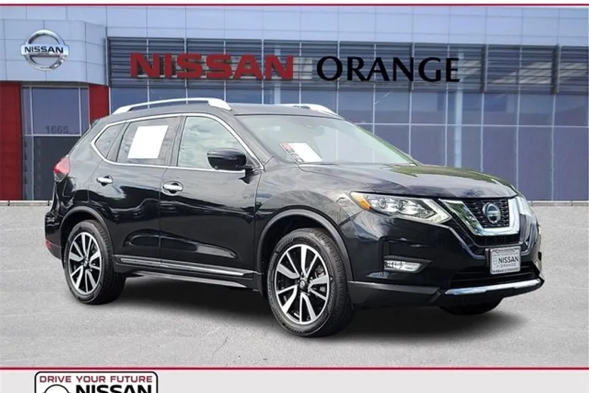 2020 Nissan Rogue SL photo 1