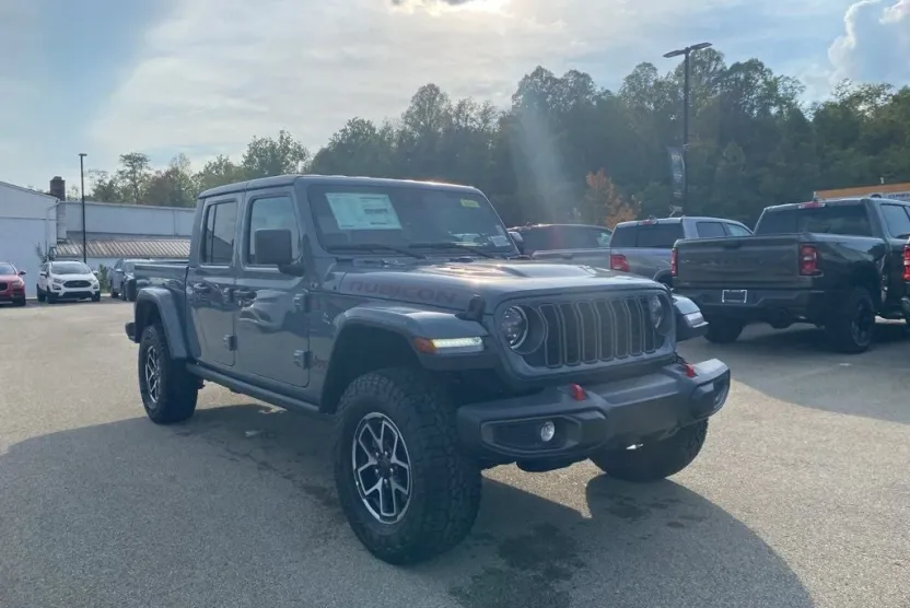 2025 Jeep Gladiator Rubicon photo 1