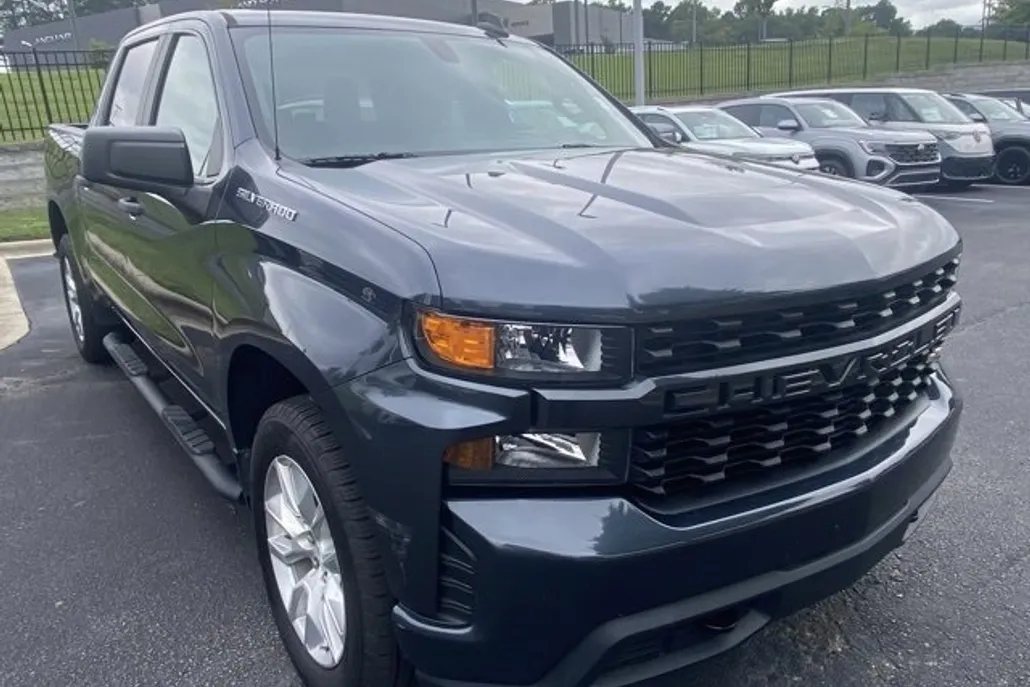 2021 Chevrolet Silverado 1500 Custom photo 1