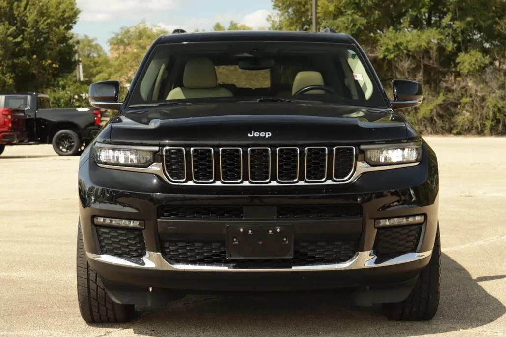 2021 Jeep Grand Cherokee Limited photo 1
