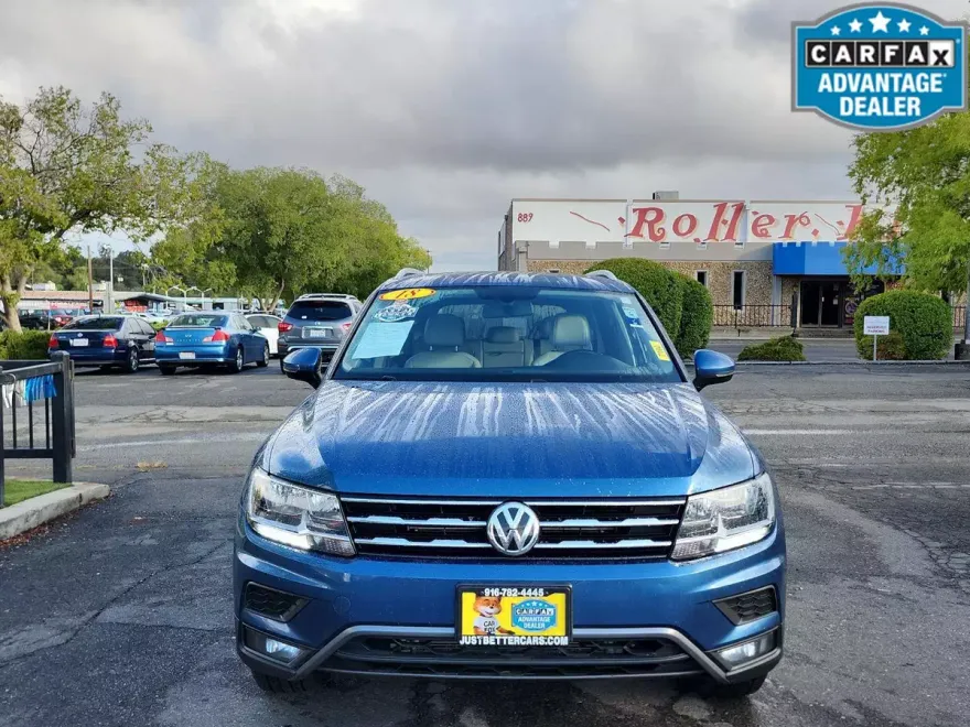 2018 Volkswagen Tiguan SEL photo 1