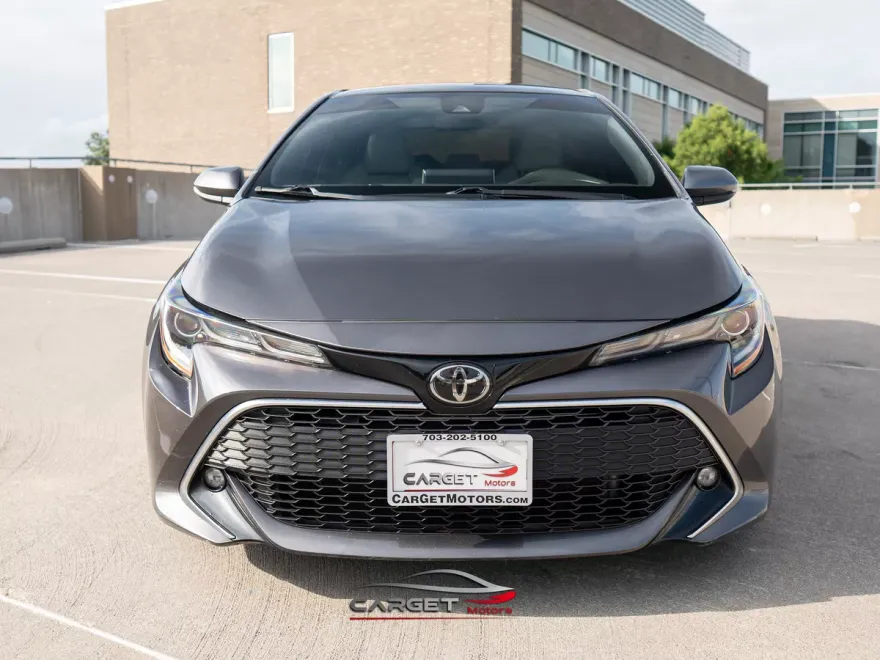 2021 Toyota Corolla XSE photo 2