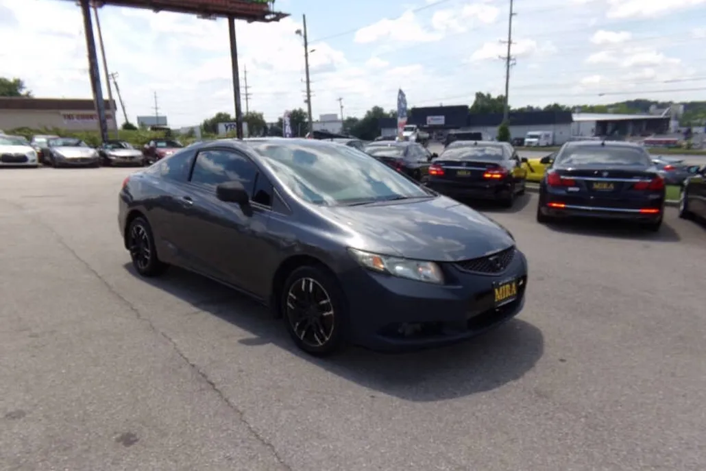 2013 Honda Civic LX photo 1