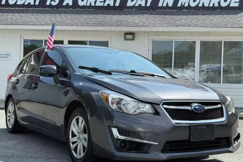 2015 Subaru Impreza 2.0i Premium photo 1