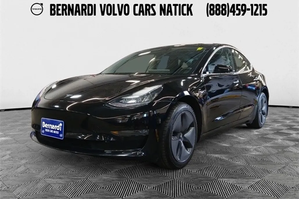 2019 Tesla Model 3 Long Range photo 1
