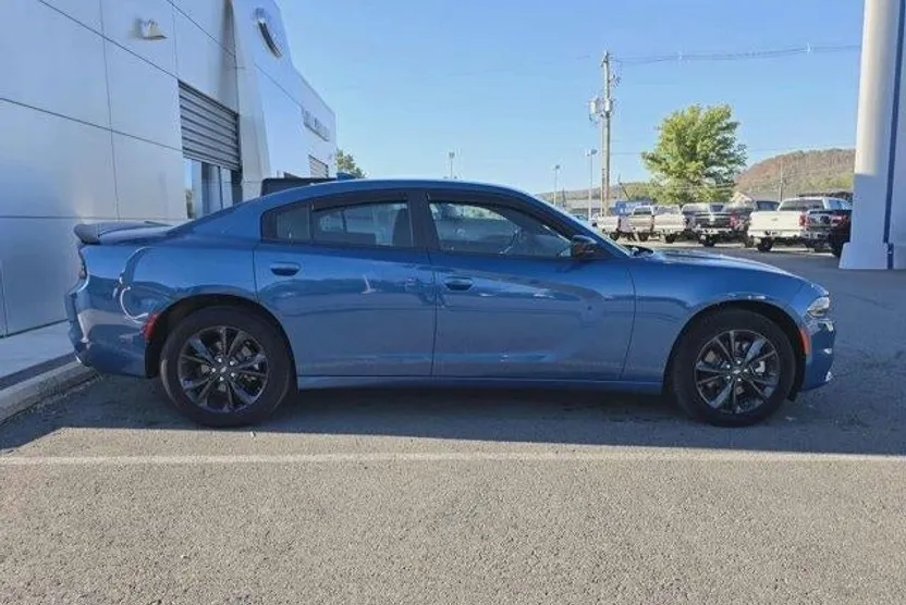 2023 Dodge Charger SXT AWD photo 1