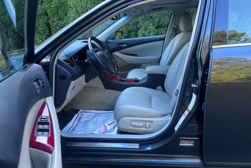 2009 Lexus ES 350 photo 1