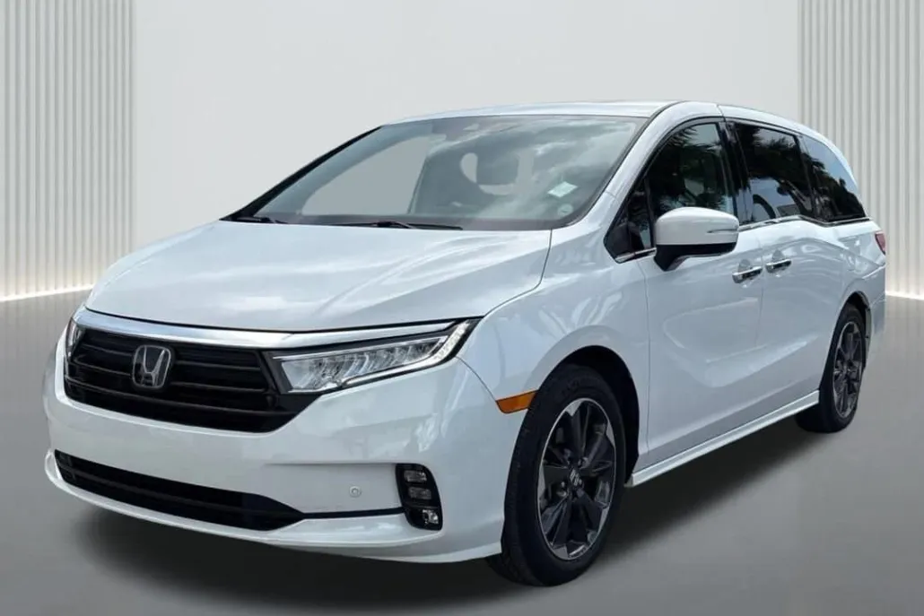 2024 Honda Odyssey Elite photo 1