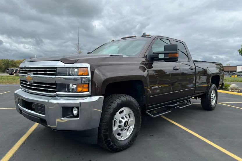 2016 Chevrolet Silverado 2500HD LT photo 1