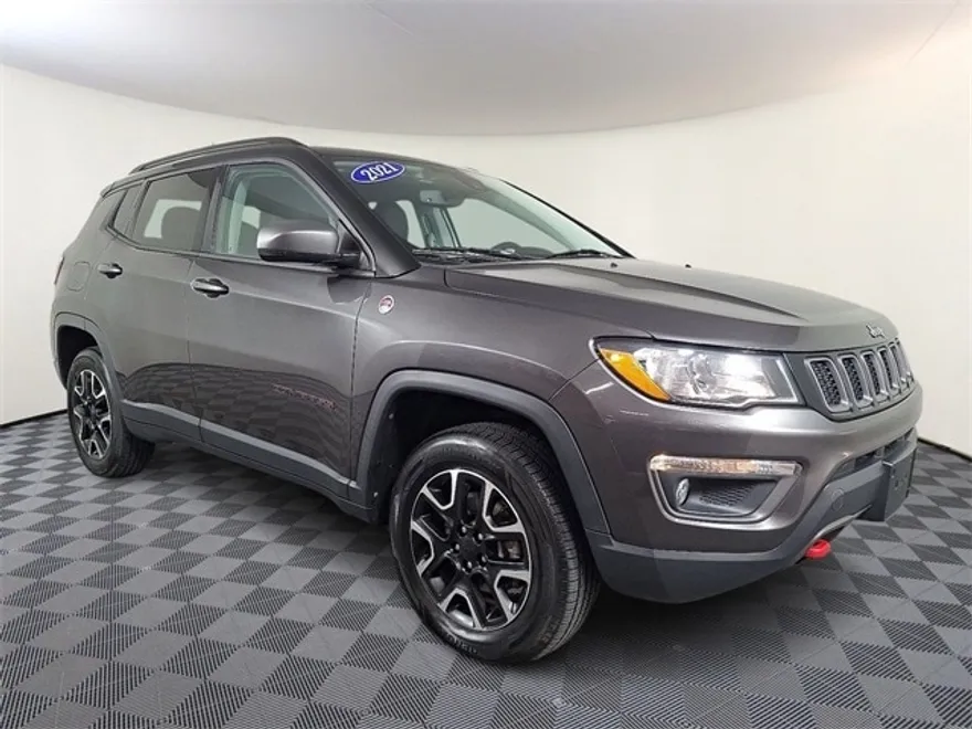 2021 Jeep Compass Trailhawk photo 1