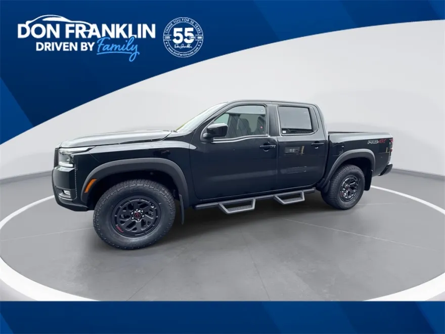 2025 Nissan Frontier PRO-4X photo 1