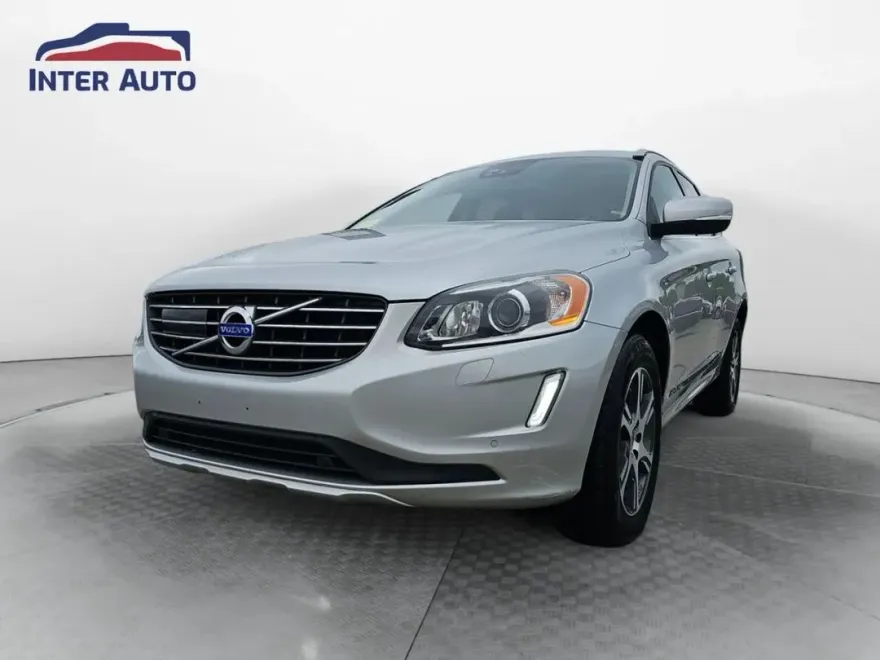 2015 Volvo XC60 T6 Platinum photo 1