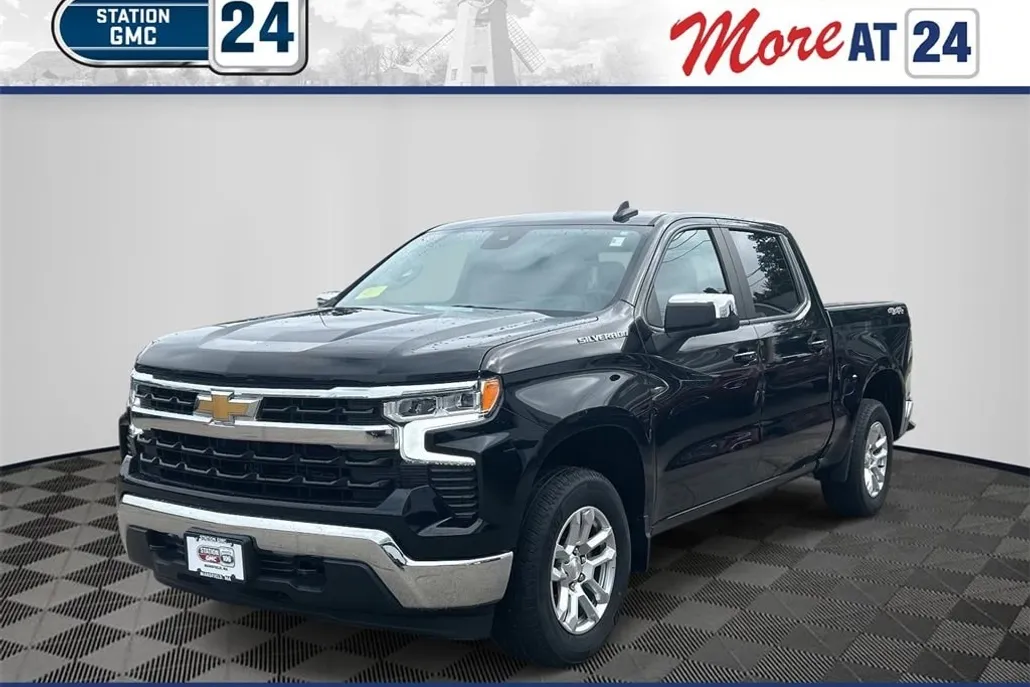 2023 Chevrolet Silverado 1500 LT photo 1