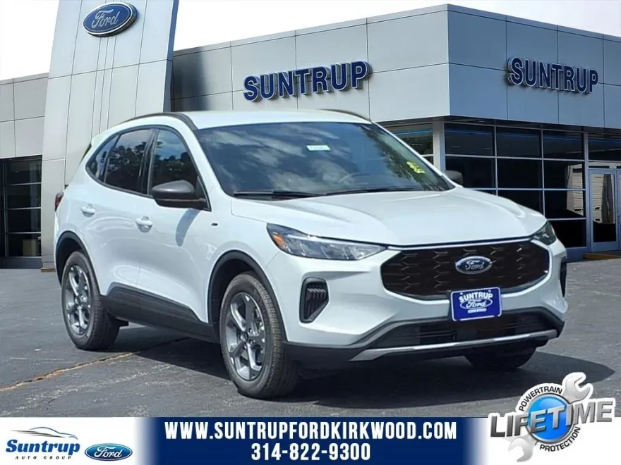 2025 Ford Escape ST-Line photo 1