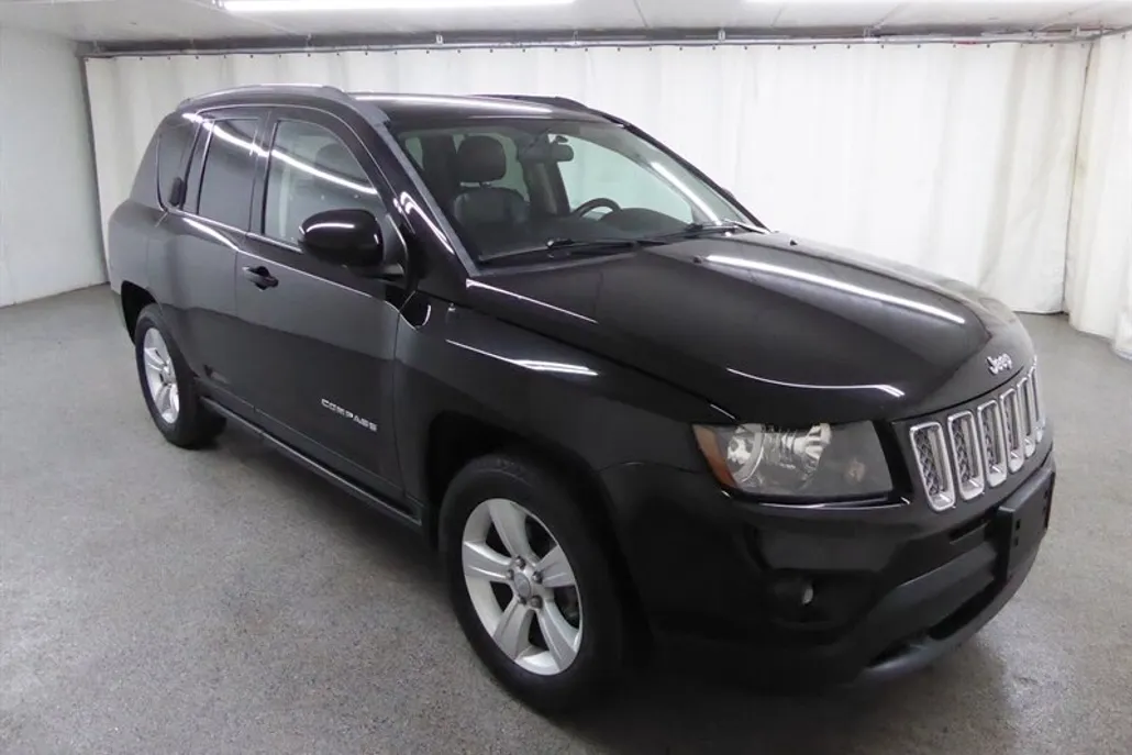 2014 Jeep Compass Latitude photo 1