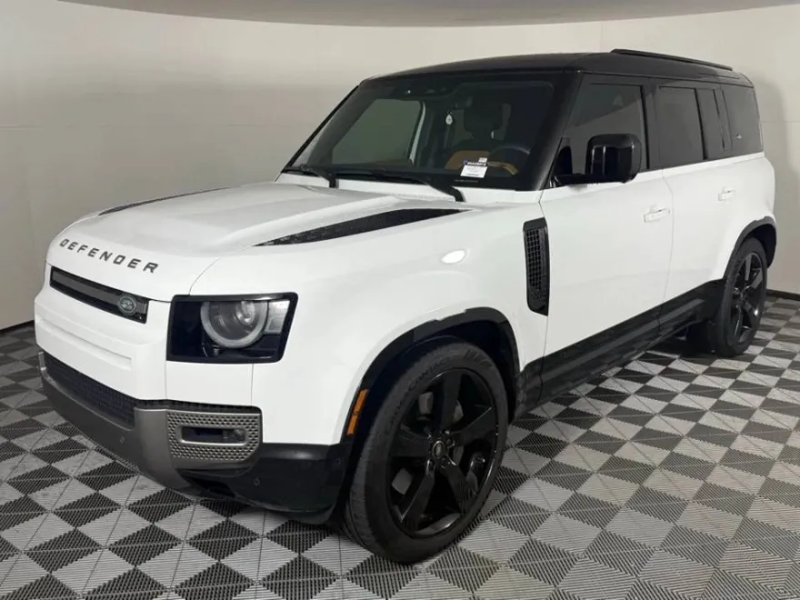2024 Land Rover Defender 110 X-Dynamic SE photo 1
