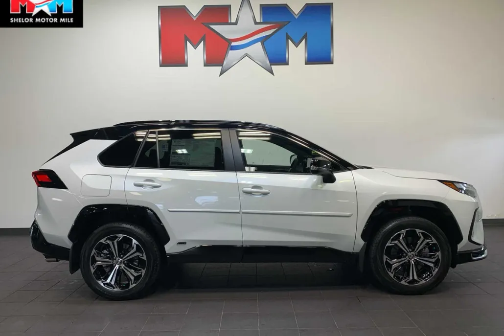 2025 Toyota RAV4 Prime XSE Premium photo 1