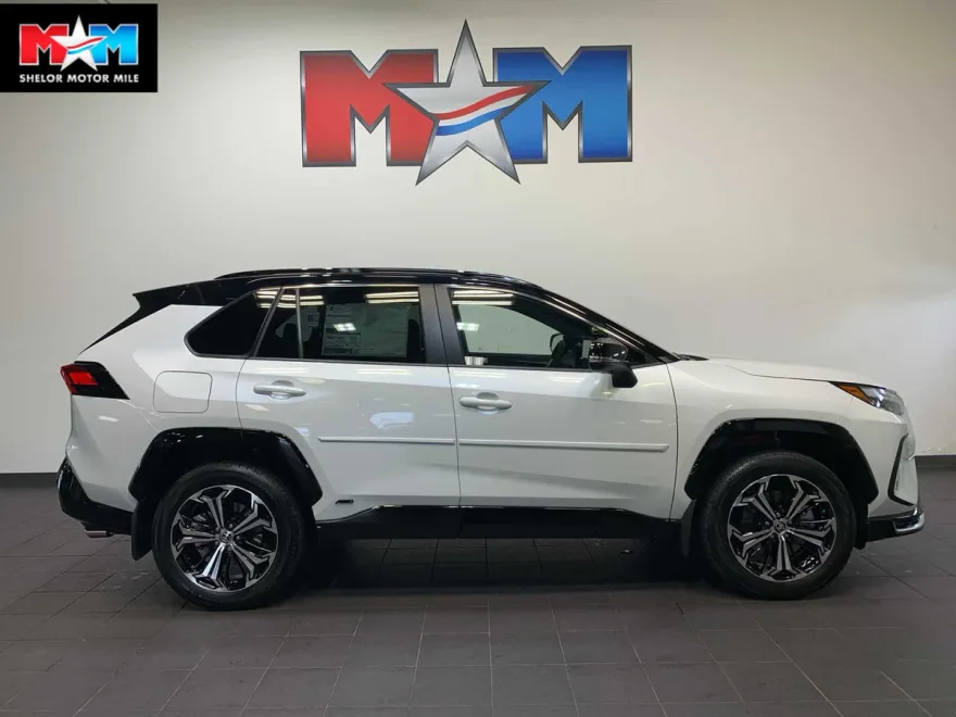 2025 Toyota RAV4 Prime XSE Premium photo 1